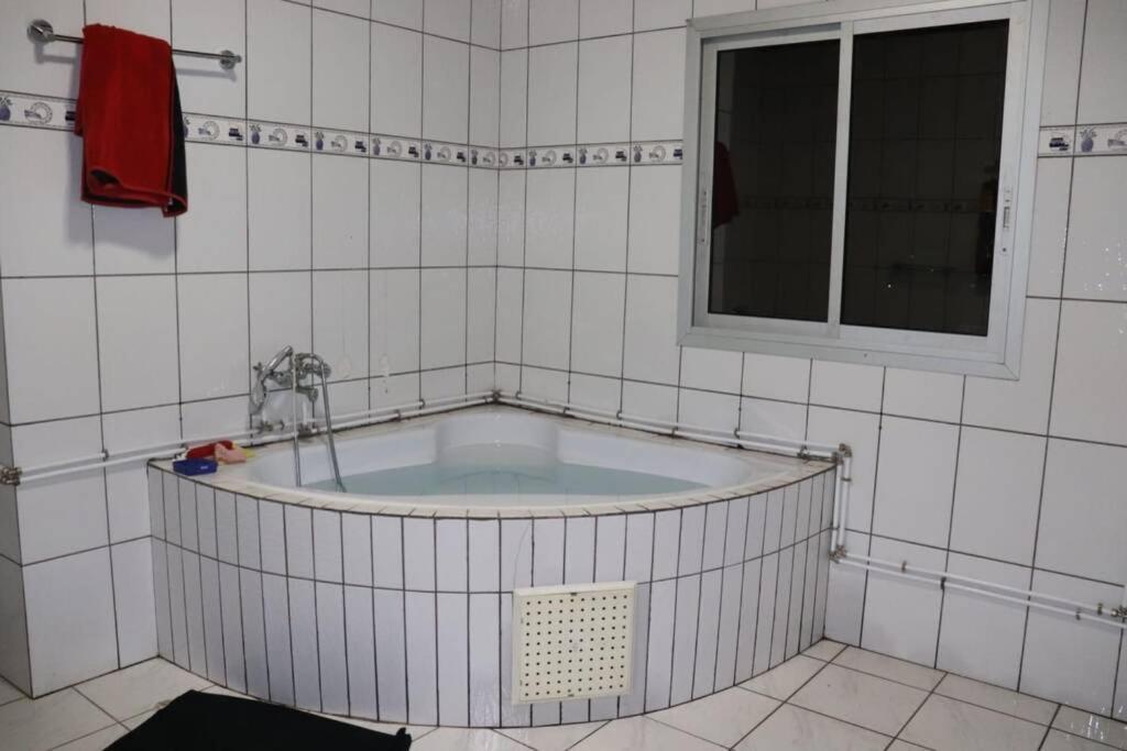 Residence Jeanne A Yaounde Odza Messamengo المظهر الخارجي الصورة