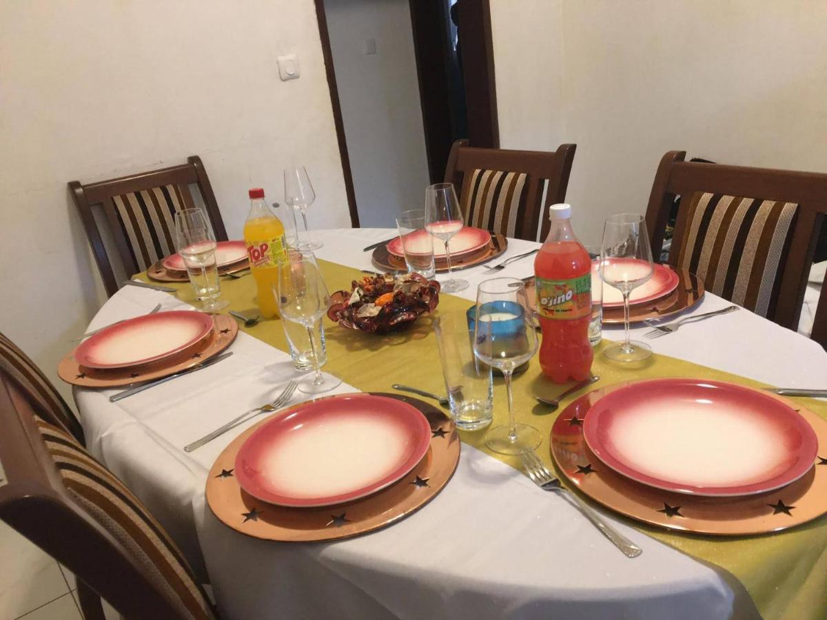 Residence Jeanne A Yaounde Odza Messamengo المظهر الخارجي الصورة